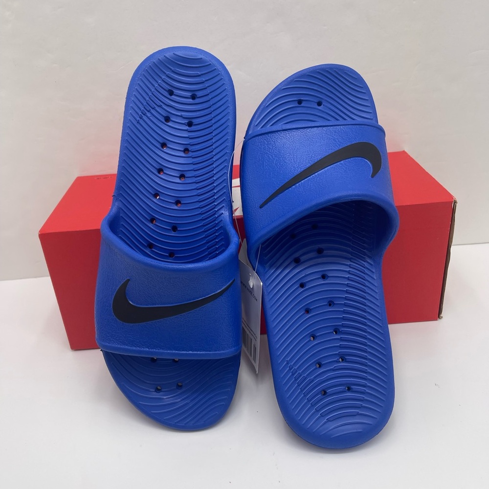 Nike Men’s Royal Blue Slide Sandals KAWA SHOWER
832528 403
GAME ROYAL/BLACK - Picture 10 of 15